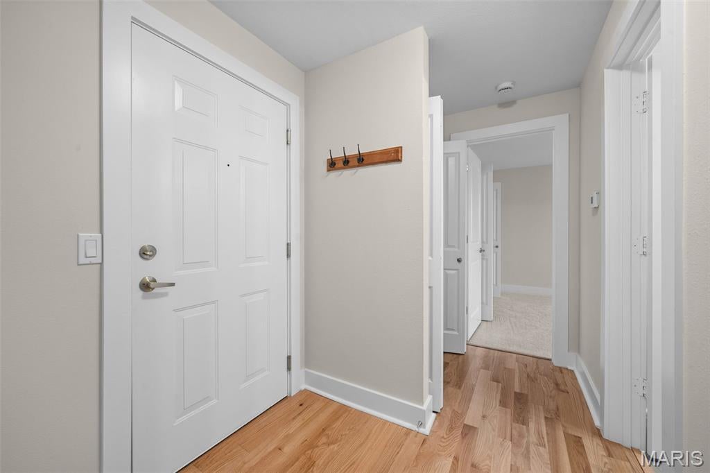 Pershing Ave Condo - Residential