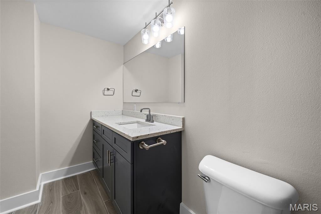 Pershing Ave Condo - Residential