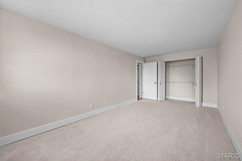 Pershing Ave Condo - Residential