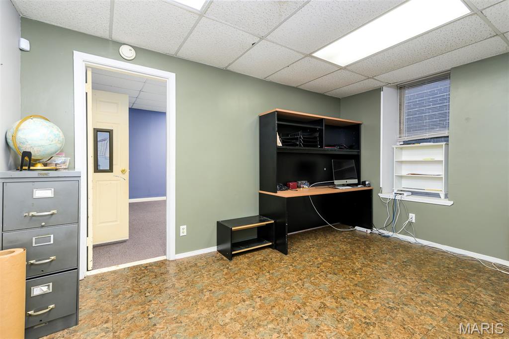 Belz - Commercial Sale