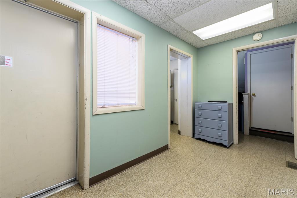 Belz - Commercial Sale