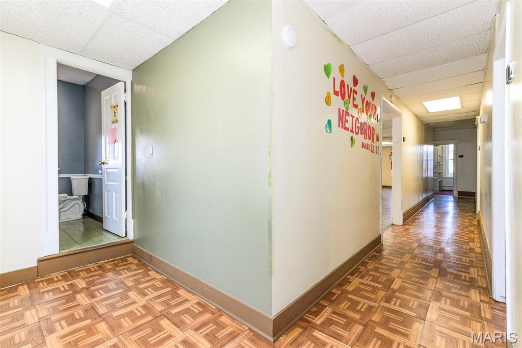 Belz - Commercial Sale