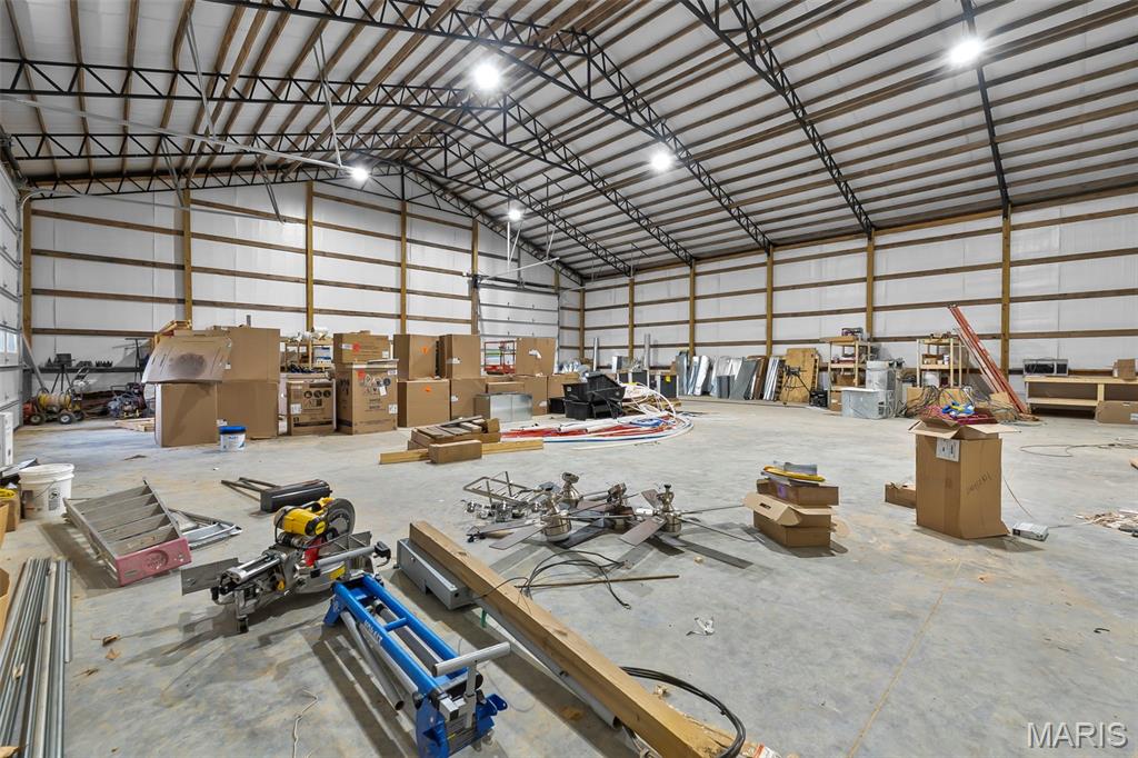 n/a - Commercial Sale