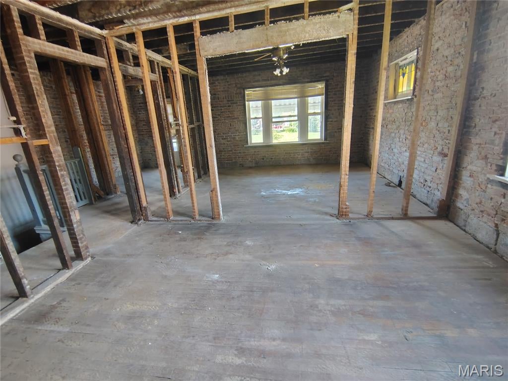 Shamburg Place Add - Residential Income