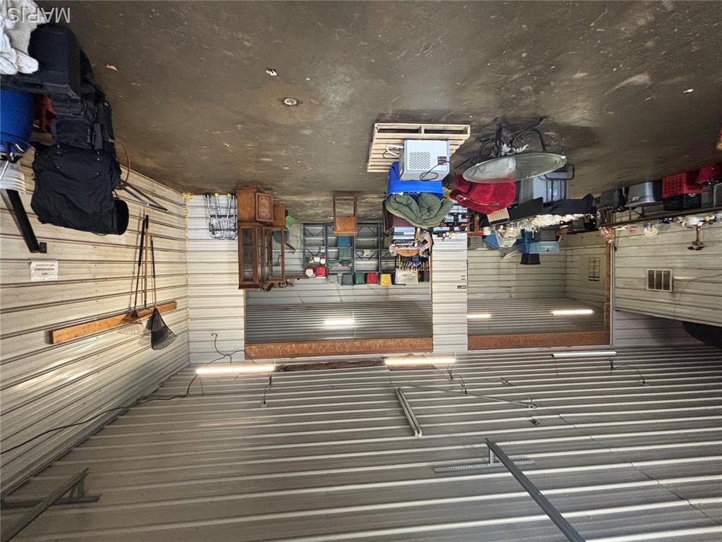 non-subdivision - Commercial Sale