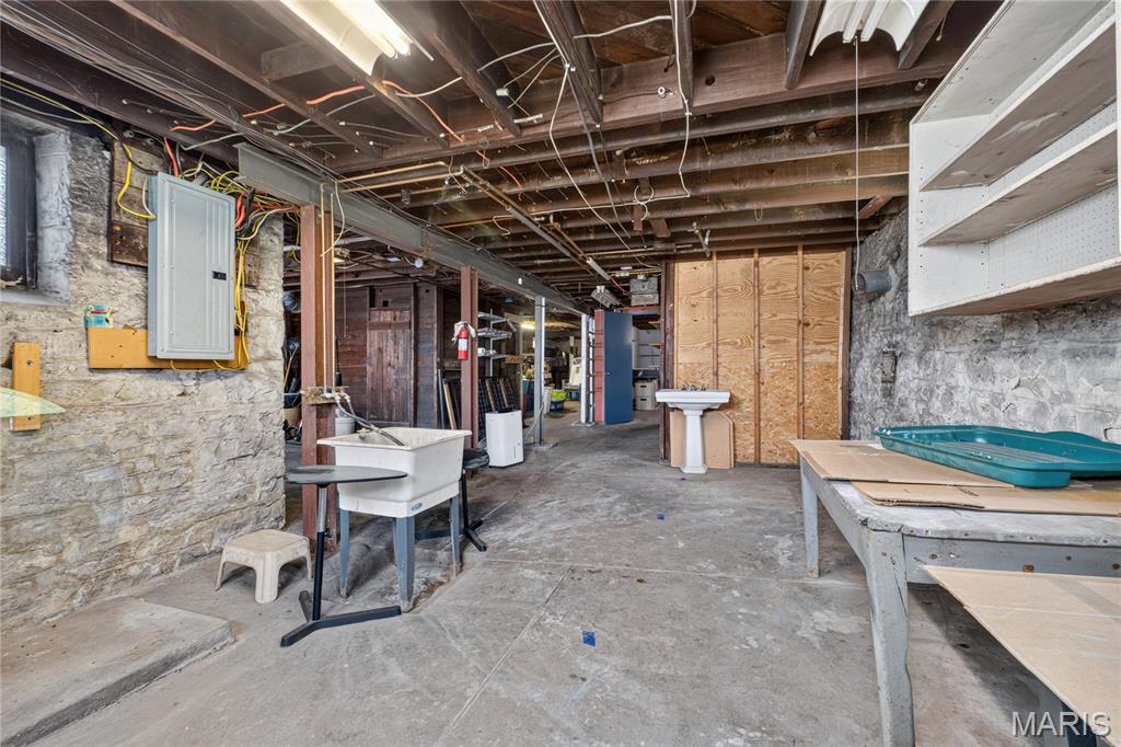 Grand Dover Place Add - Residential