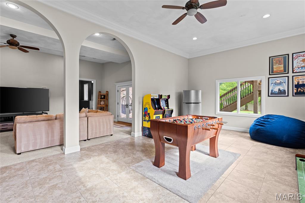 Stone Cliff Manor - Residential