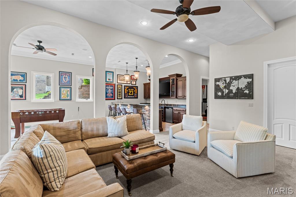 Stone Cliff Manor - Residential