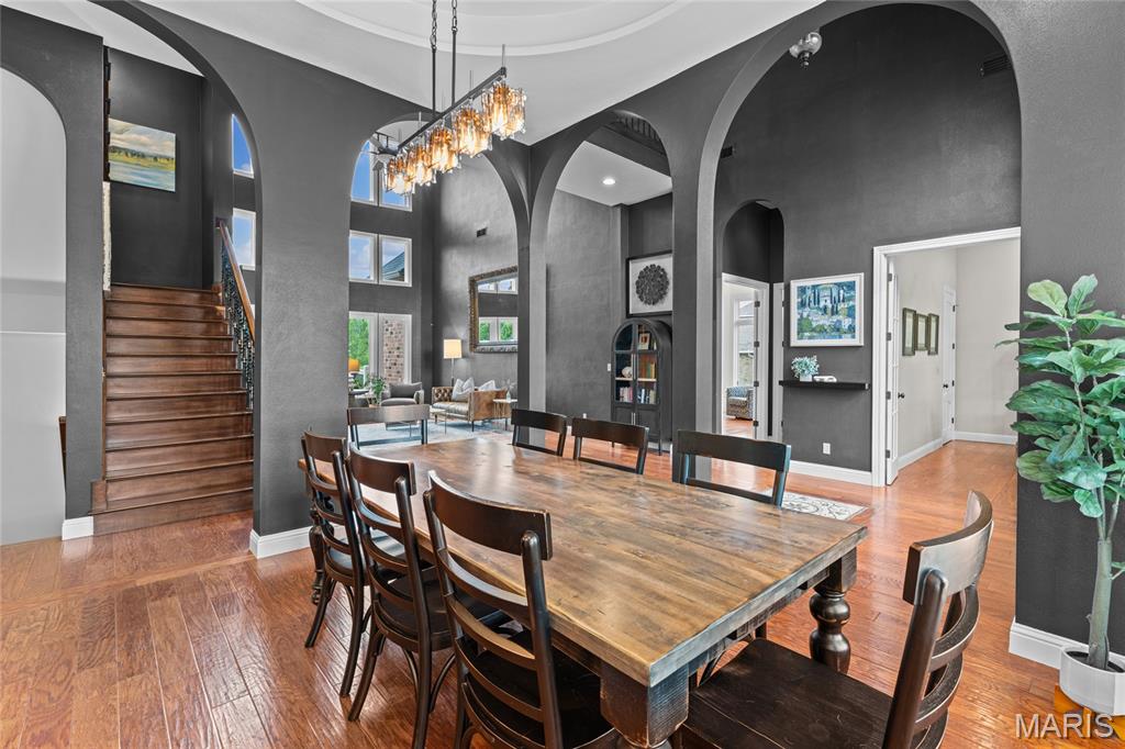 Stone Cliff Manor - Residential
