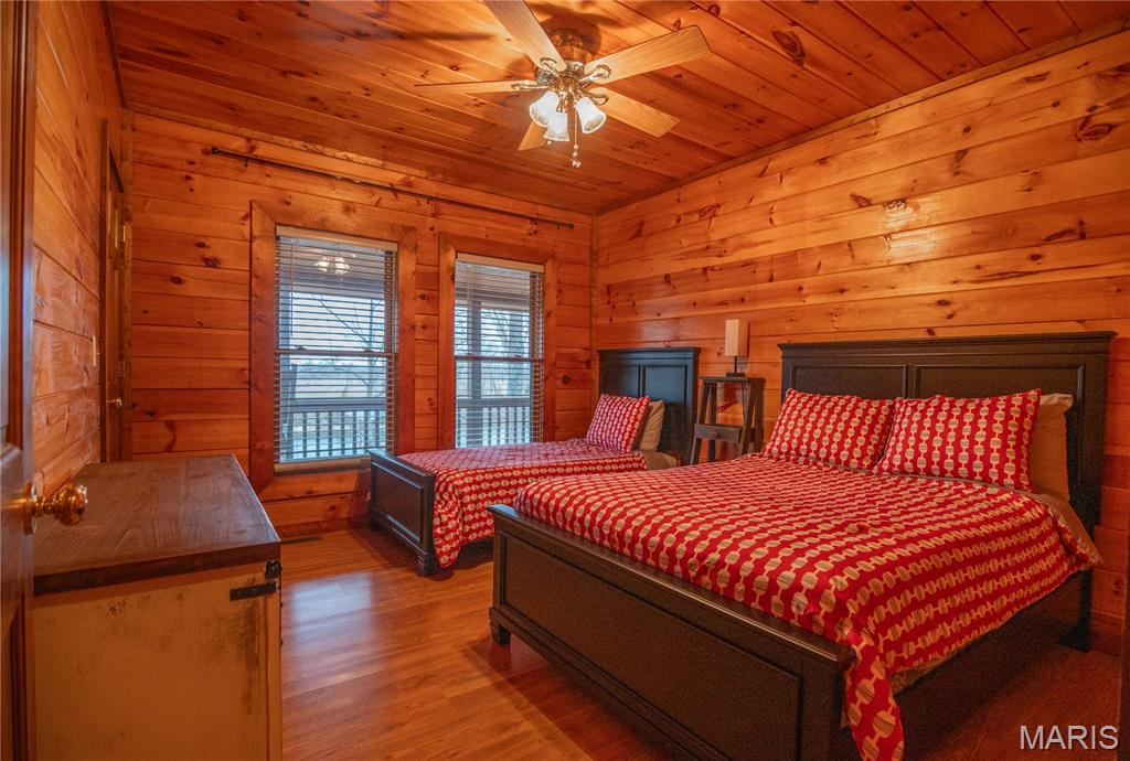 Current View Acres - Residential