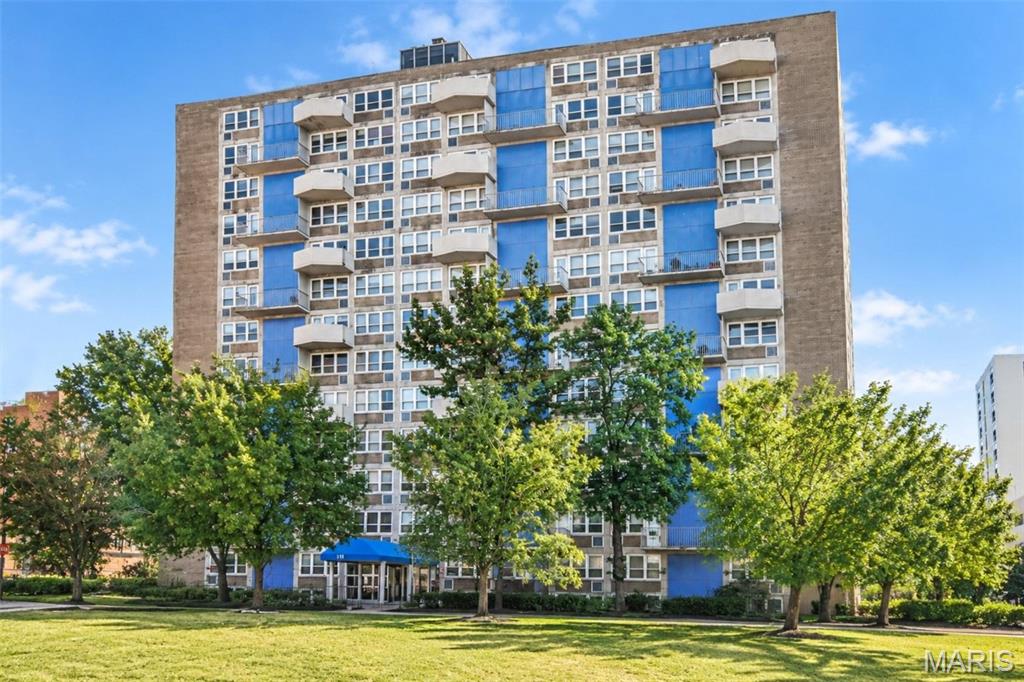 Blu Condos - Residential