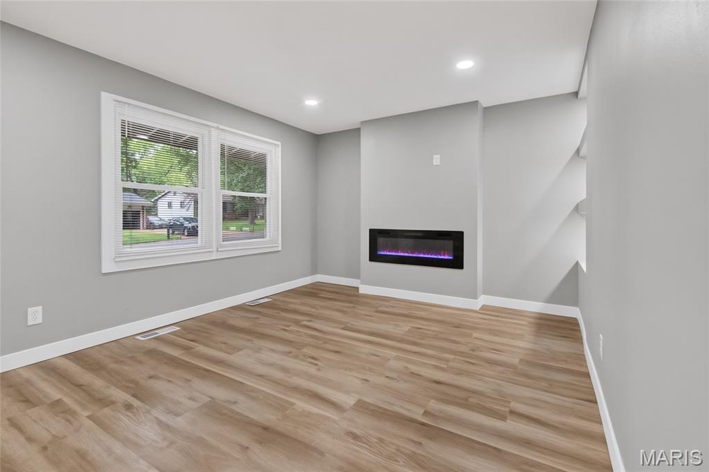 Northland Hills 8 1 - Residential