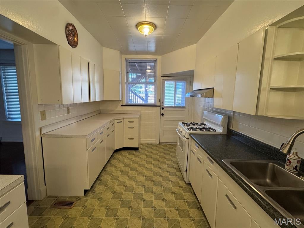 Forest Park Place Add - Residential Lease
