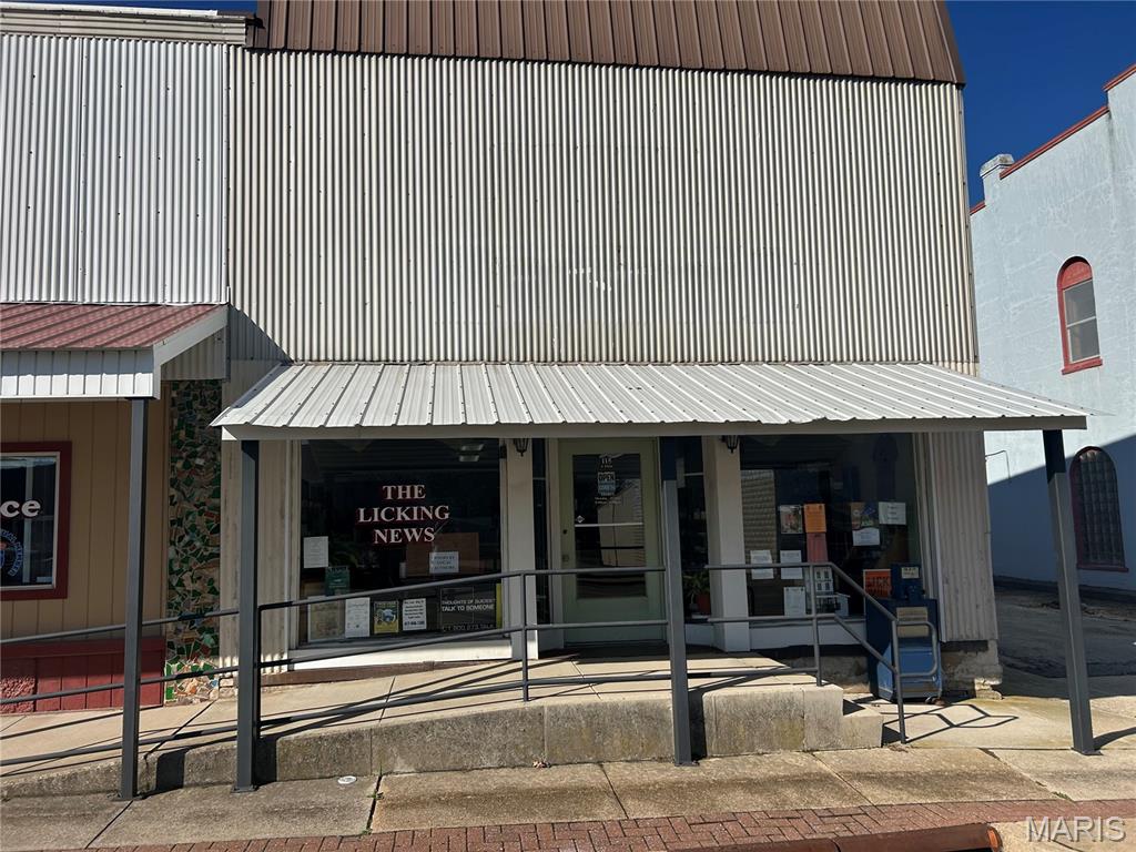 n/a - Commercial Sale