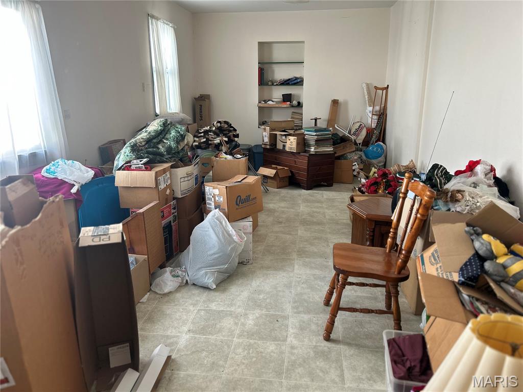 n/a - Commercial Sale