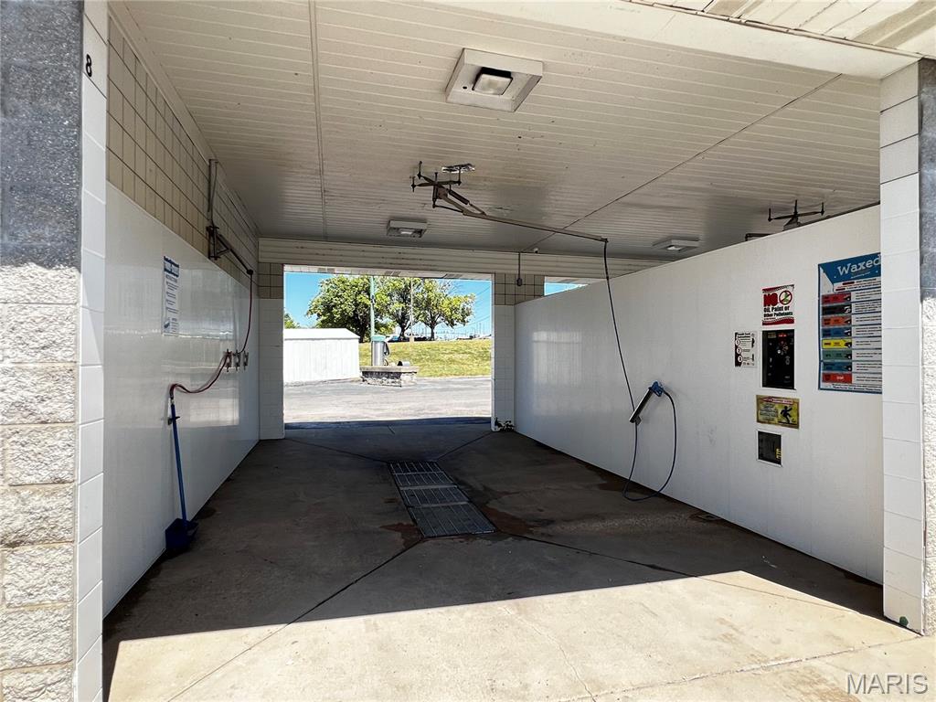 Ridgetop Plaza - Commercial Sale