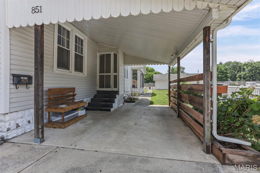 Subdivision Breese 2nd Add - Residential