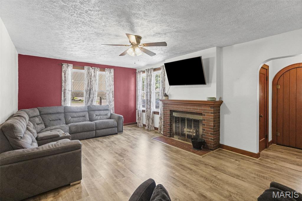 Subdivision Breese 2nd Add - Residential