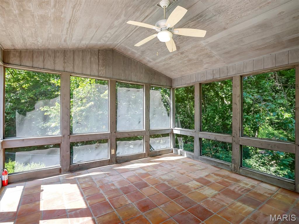 La Barque Hills - Residential