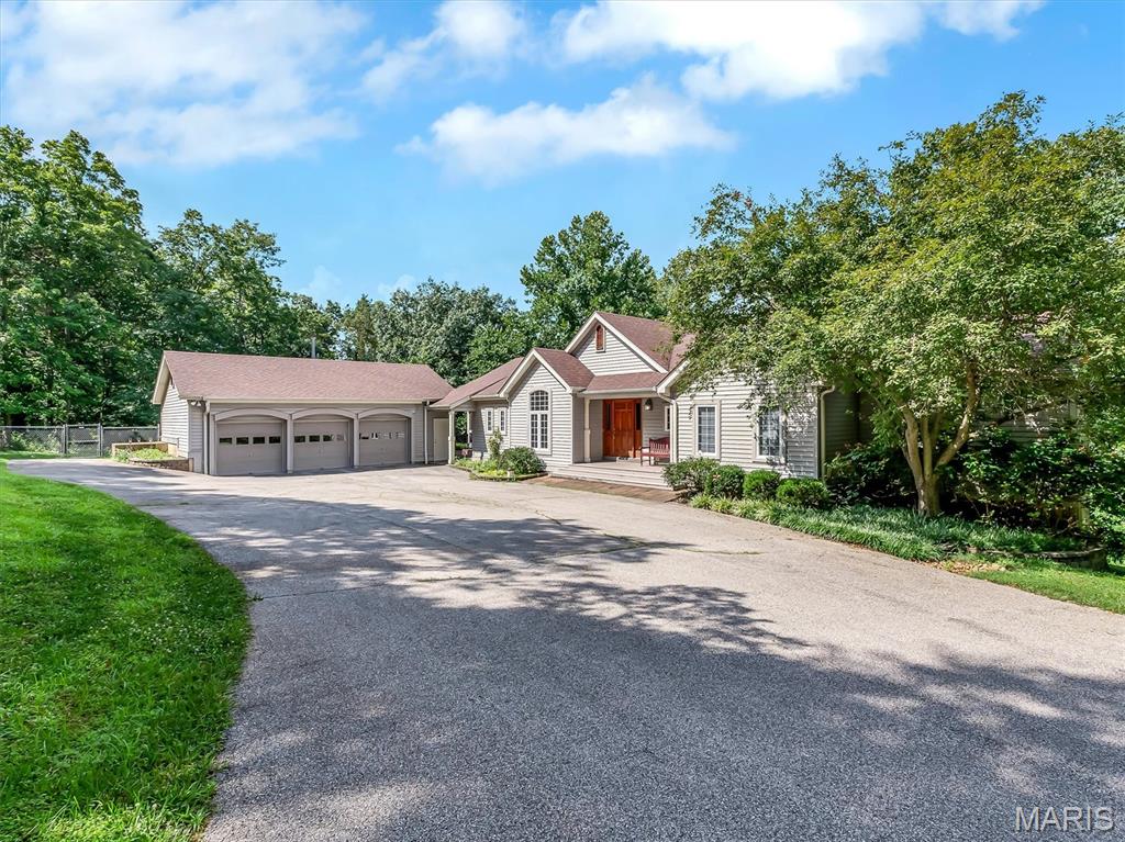 La Barque Hills - Residential
