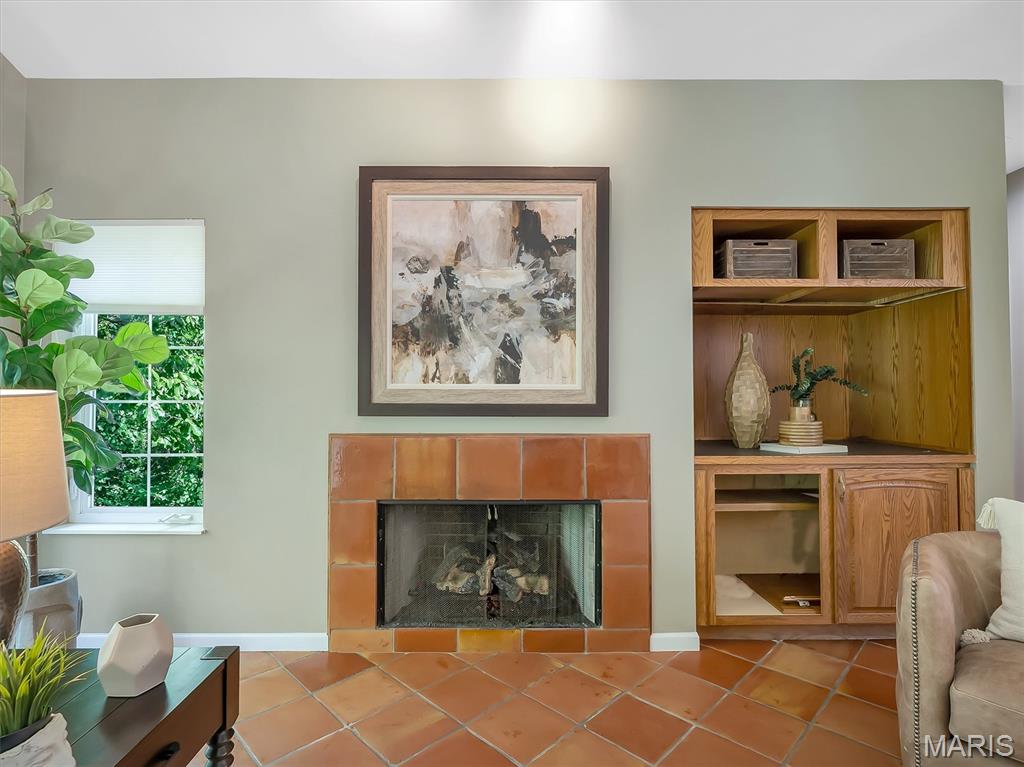 La Barque Hills - Residential