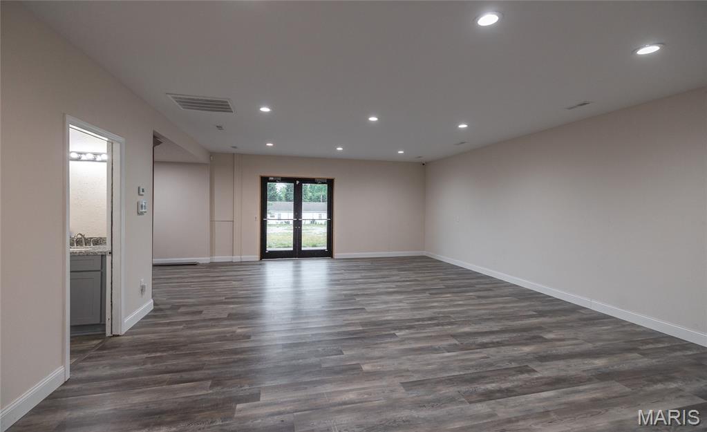 N/A - Commercial Sale