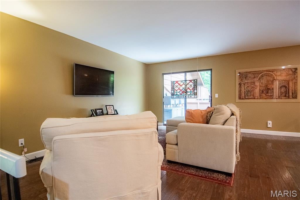 Birnamwood Condo Ph 4 Amd - Residential