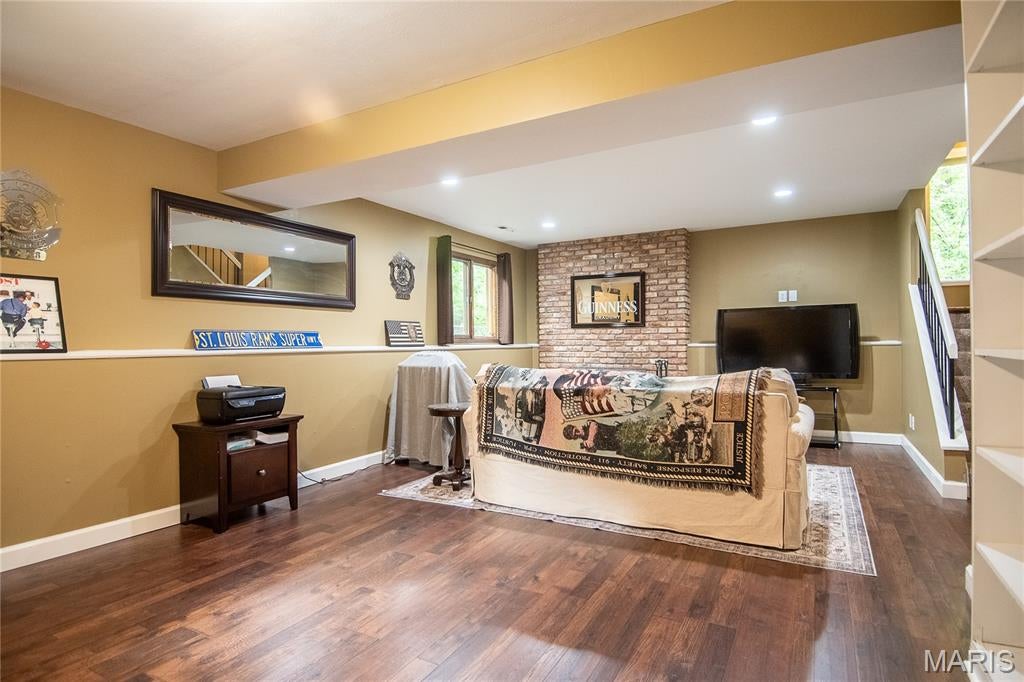 Birnamwood Condo Ph 4 Amd - Residential