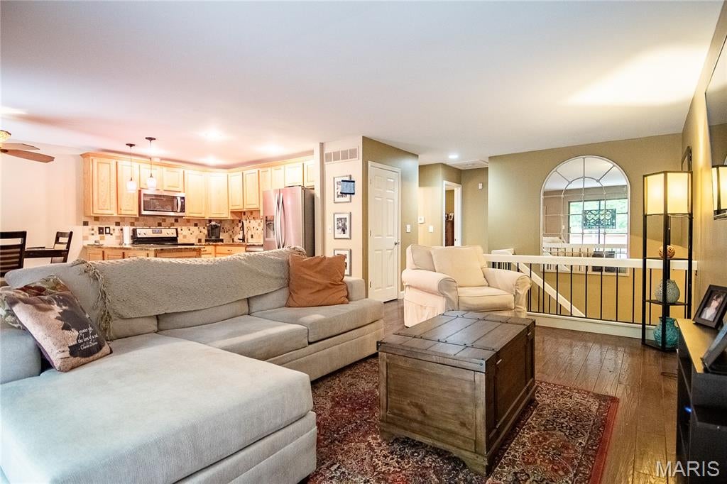 Birnamwood Condo Ph 4 Amd - Residential
