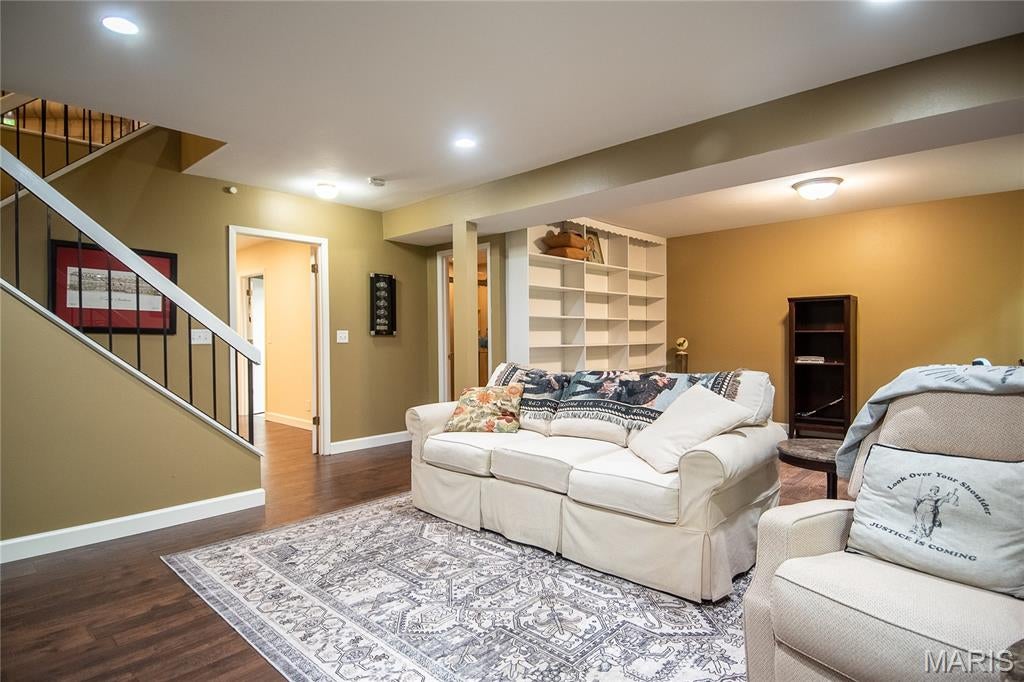 Birnamwood Condo Ph 4 Amd - Residential