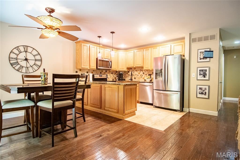 Birnamwood Condo Ph 4 Amd - Residential