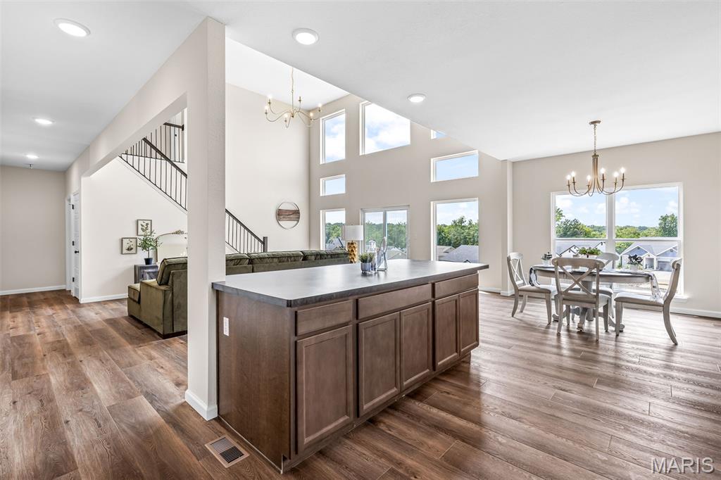 Kensington Ridge - Residential