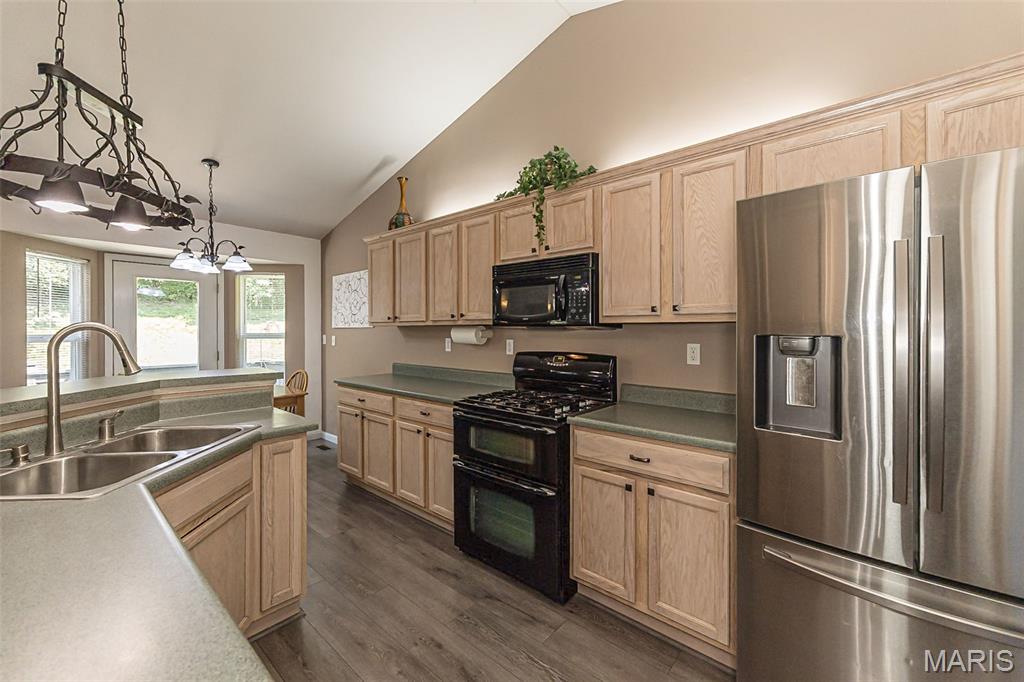 Eagles Bluff - Residential