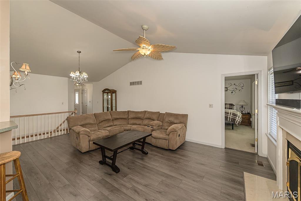Eagles Bluff - Residential