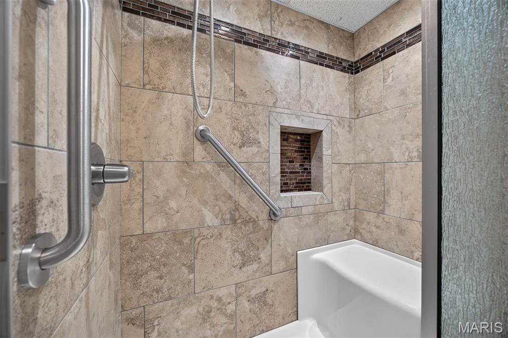 West Broadway Condos - Residential