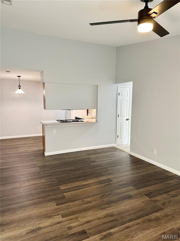 Summergate Garden Condos ph4 - Residential