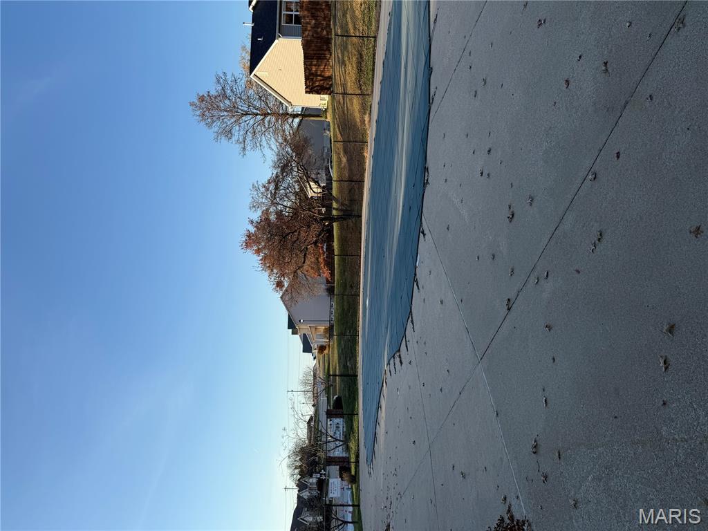 Summergate Garden Condos ph4 - Residential