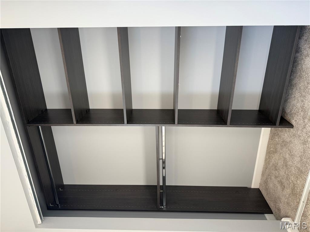 Summergate Garden Condos ph4 - Residential