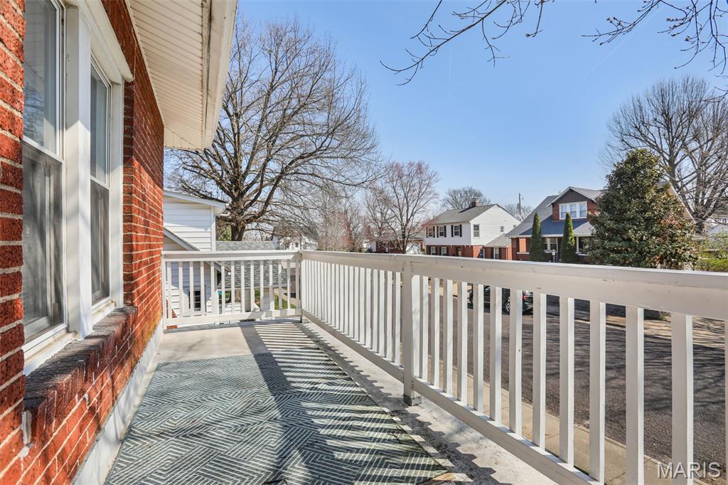 E A Kamps Riverview - Residential