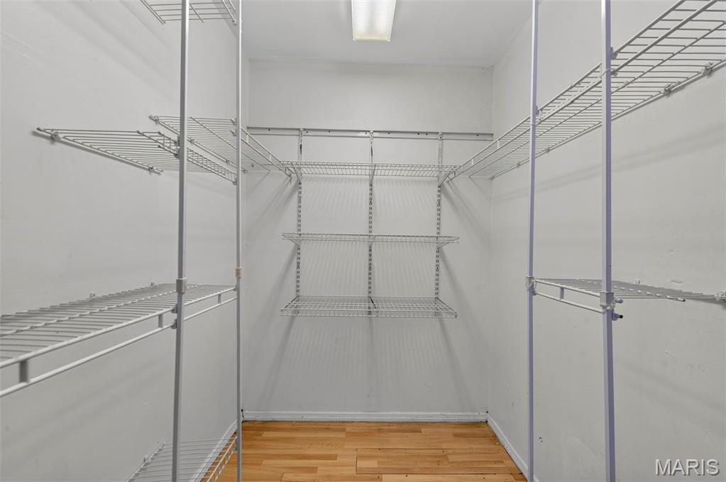 Granada Condo - Residential