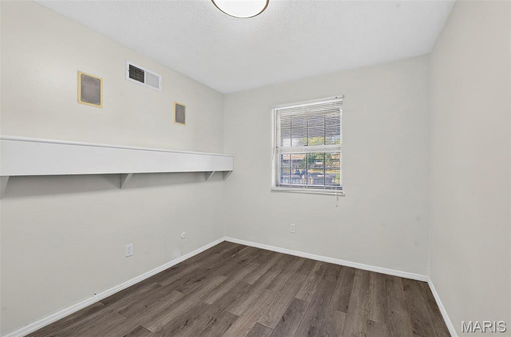 Granada Condo - Residential
