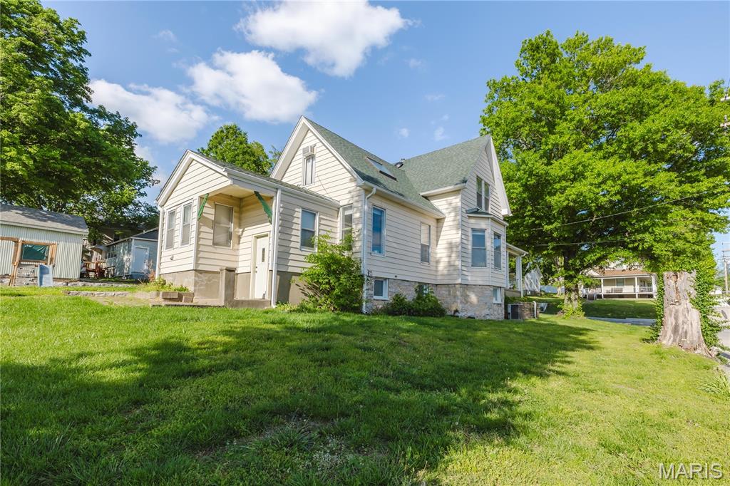 Linus Sanfords Add - Residential