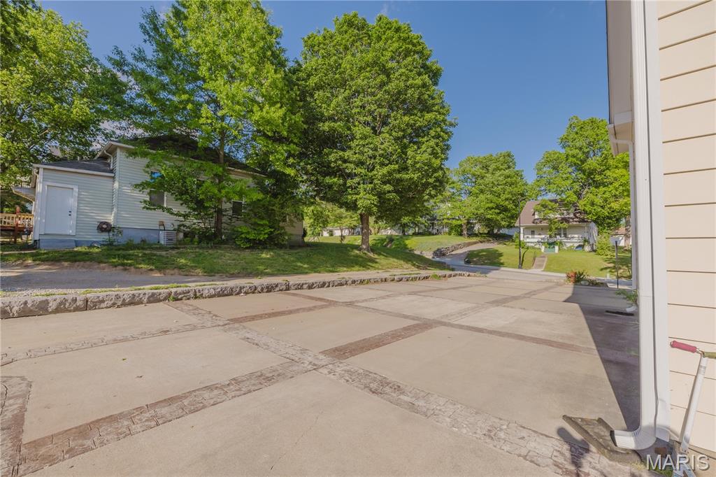 Linus Sanfords Add - Residential