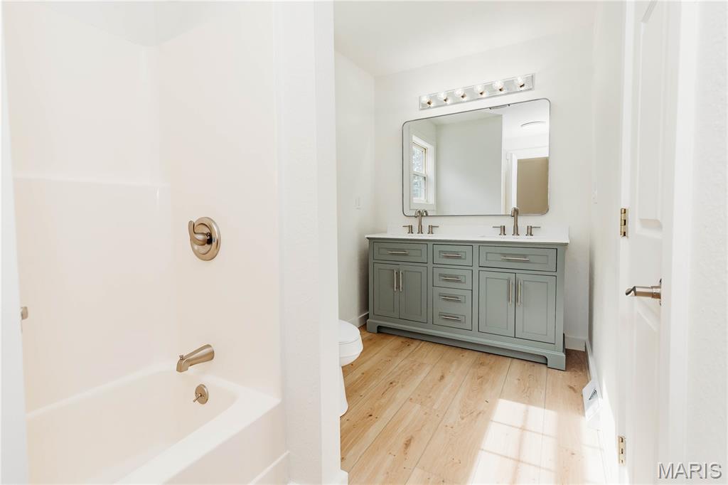 Oaklawn Place - Residential