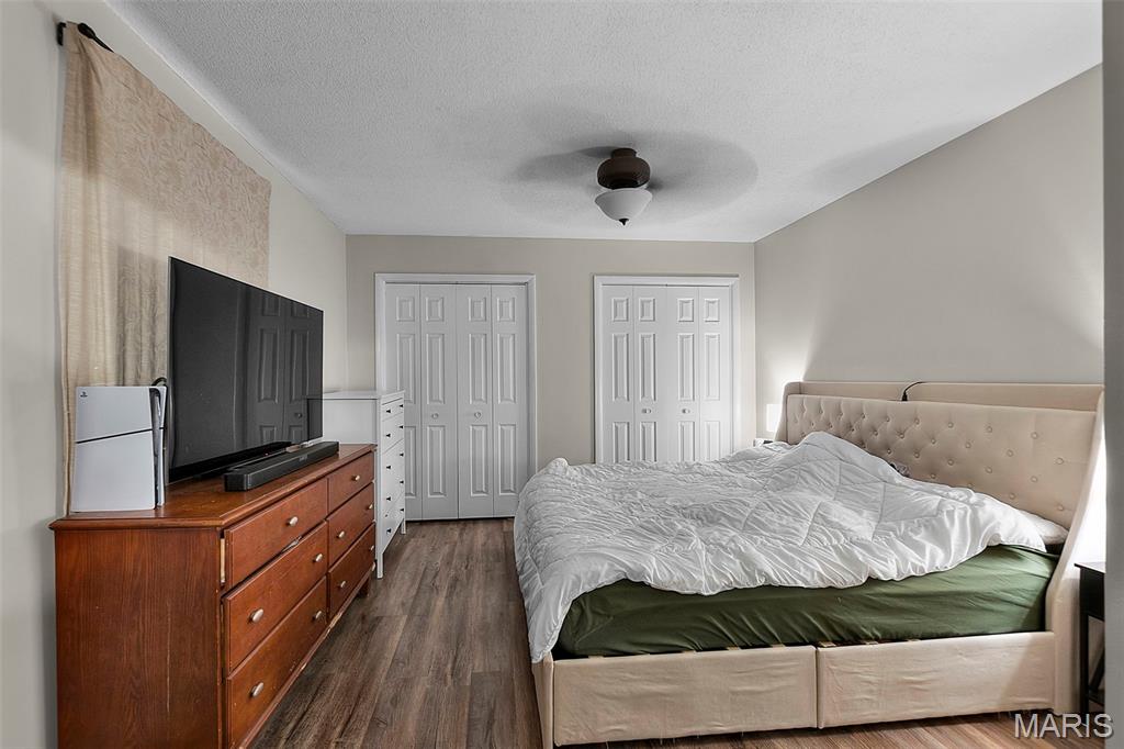 Hillcrest Manor - Residential
