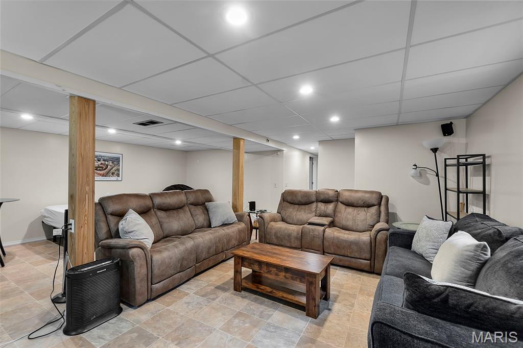 Hillcrest Manor - Residential