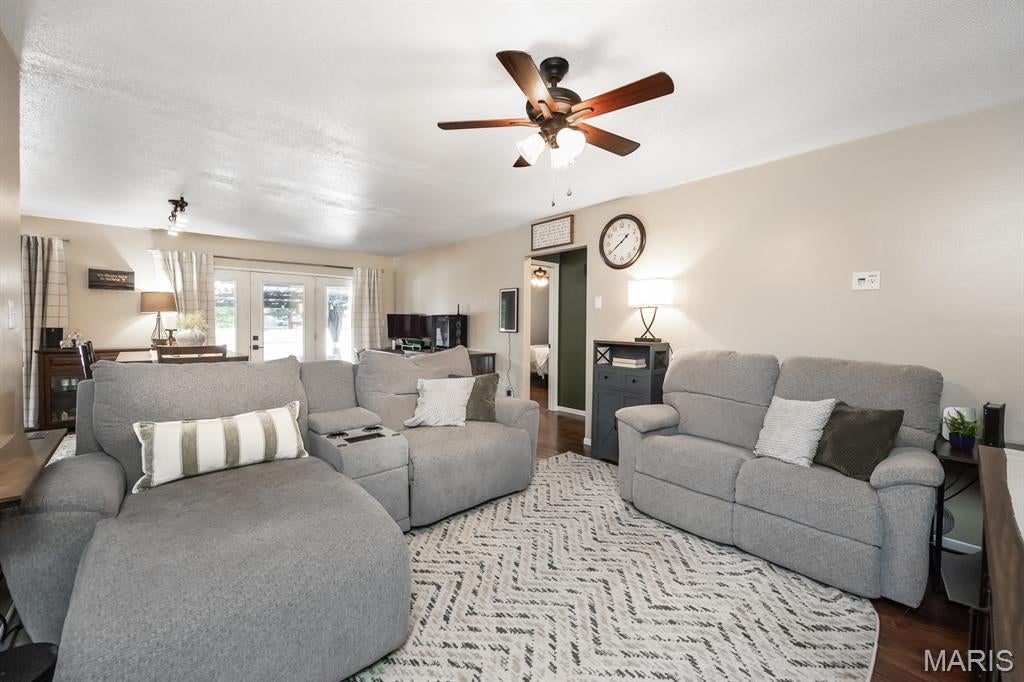 Country Oaks 3rd Add - Residential