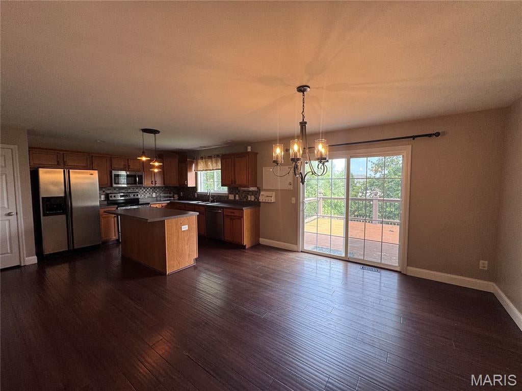 Peine Lake Estate - Residential