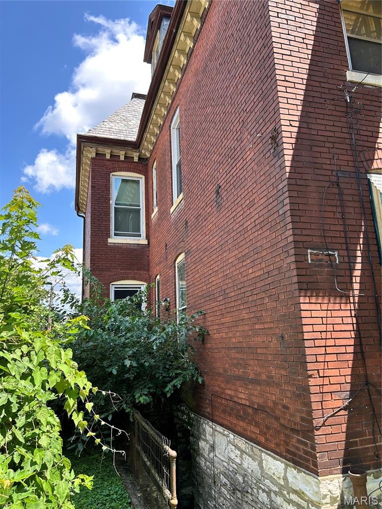 Gimblins Add - Residential Income