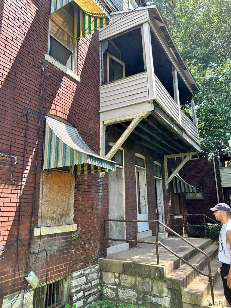 Gimblins Add - Residential Income